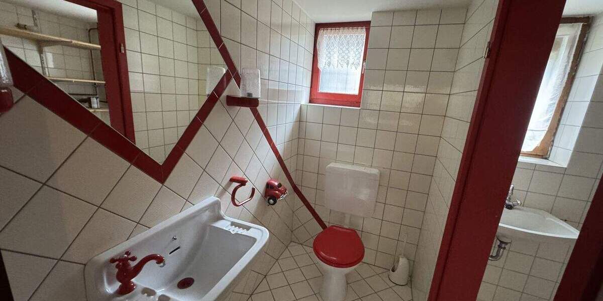 Mehrfamilienhaus, Wohnhaus Vallendar - 2 Zimmer, 800&euro; | Angebot:25696851