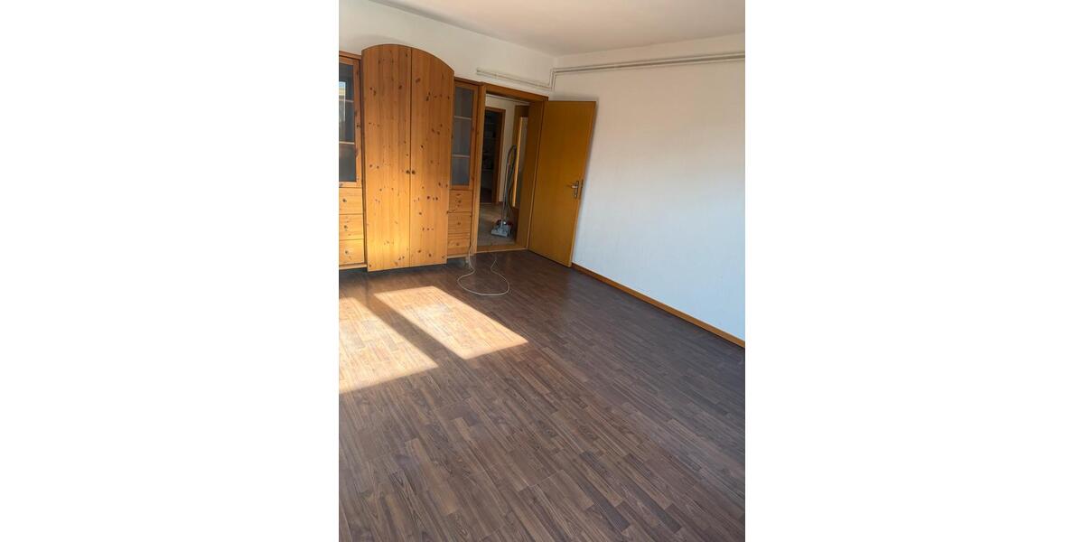 Erdgeschoßwohnung Kalefeld - 3 Zimmer, 110 m&sup2;, 770&euro; | Angebot:25979482