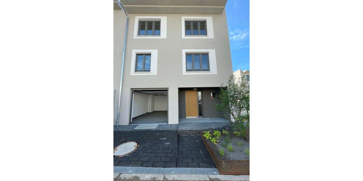 Einfamilienhaus Pfinztal - 5.5 Zimmer, 198 m&sup2;, 2.195&euro; | Angebot:26737316