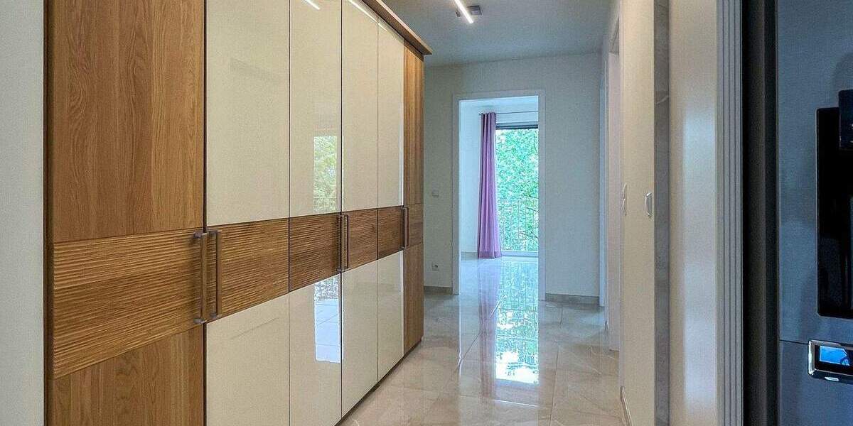 Etagenwohnung Berlin Lichterfelde - 5 Zimmer, 135 m&sup2;, 2.977&euro; | Angebot:24972209