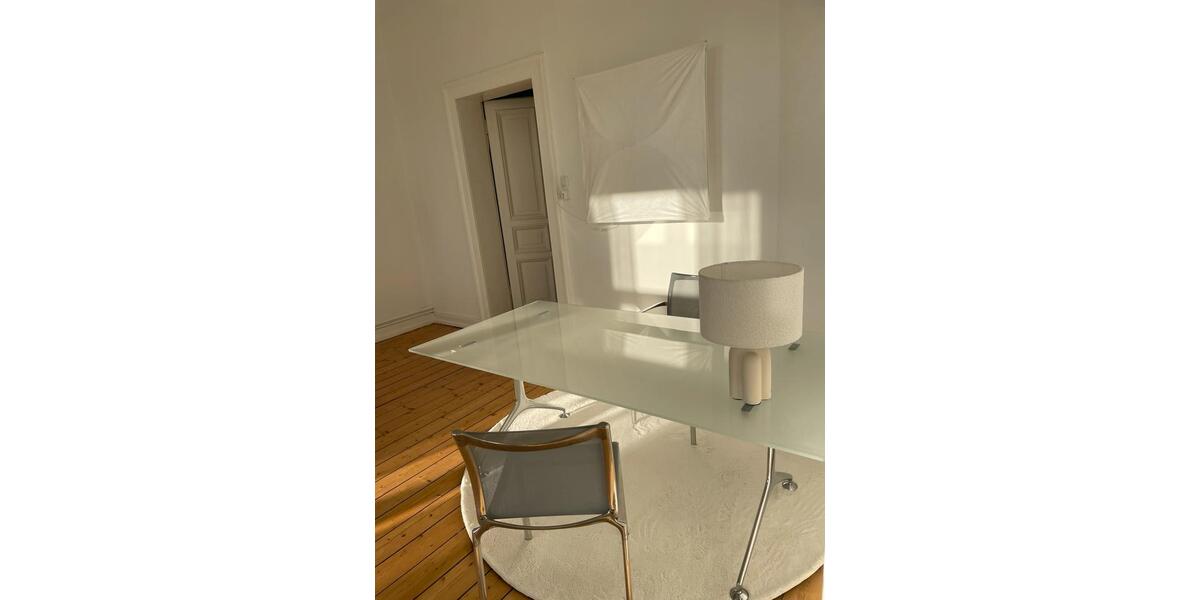 Wohnen auf Zeit Hannover Vahrenwald-List - 3 Zimmer, 145 m&sup2;, 2.700&euro; | Angebot:24860053