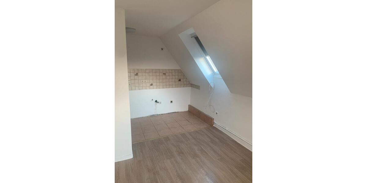 Dachgeschoßwohnung Papenburg - 2 Zimmer, 46 m&sup2;, 390&euro; | Angebot:26151113