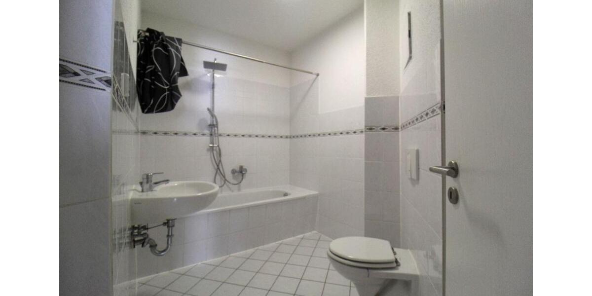 Etagenwohnung Burgstädt - 3 Zimmer, 79 m&sup2;, 490&euro; | Angebot:26384055