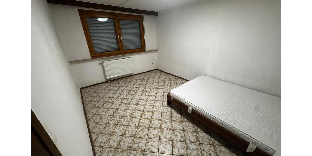 Etagenwohnung Kirchardt - 1 Zimmer, 13 m&sup2;, 380&euro; | Angebot:25138377