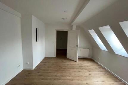 Wohnung Magdeburg Brückfeld - 4 Zimmer, 120 m&sup2;, 990&euro; | Angebot:25057067