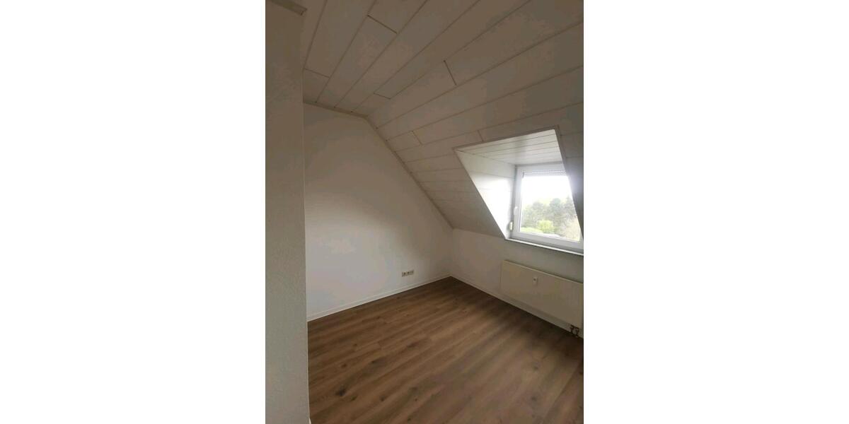 Etagenwohnung Limburg an der Lahn - 3 Zimmer, 105 m&sup2;, 1.130&euro; | Angebot:20797935