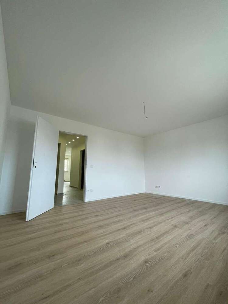 Wohnung zum Mieten in Karlsruhe 1.095 € 71.43 m²