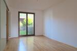 Erdgeschoßwohnung Schwalbach - 3 Zimmer, 113 m&sup2;, 900&euro; | Angebot:26032068