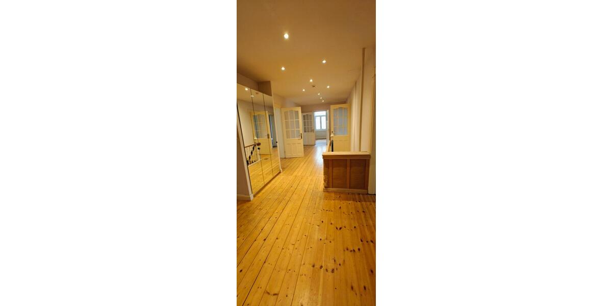 Terrassenwohnung Hamburg Harburg - 5 Zimmer, 192 m&sup2;, 2.750&euro; | Angebot:24572452