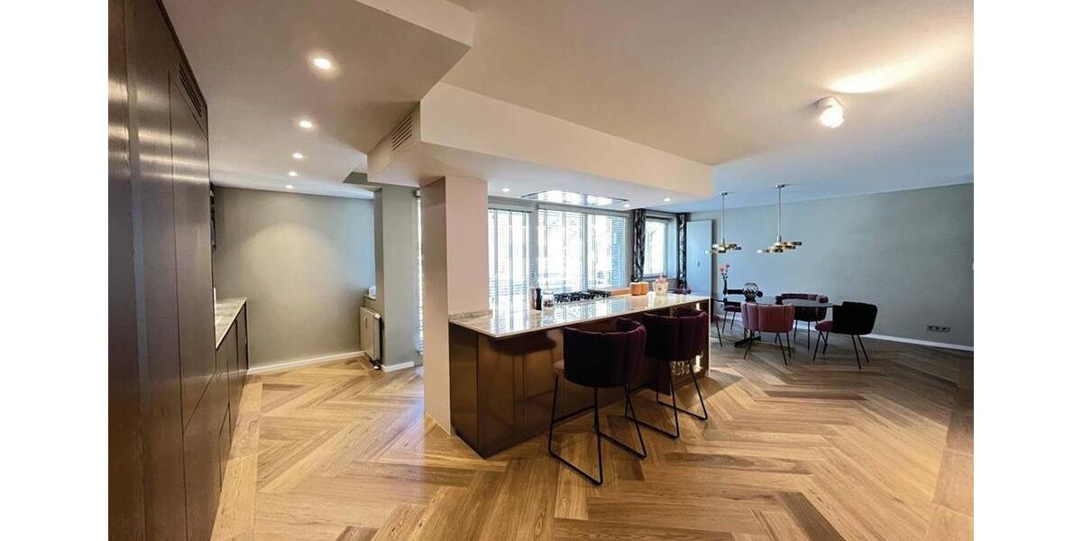 Exklusive 5-Zimmer Wohnung mit Luxusküche & 3 Balkonen in unmittelbarer Rheinnähe 5 zimmer