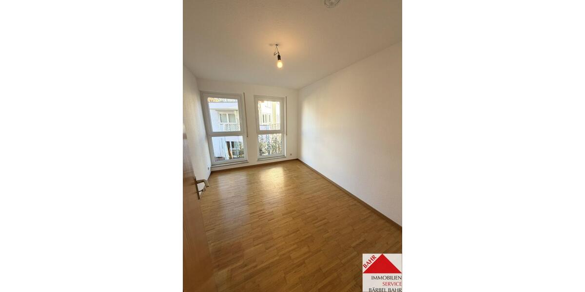 Etagenwohnung Herrenberg - 3 Zimmer, 80 m&sup2;, 990&euro; | Angebot:24630069