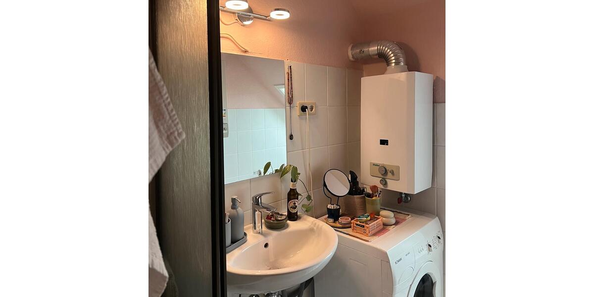 Dachgeschoßwohnung Bochum Bochum-Mitte - 2 Zimmer, 47 m&sup2;, 650&euro; | Angebot:25073426