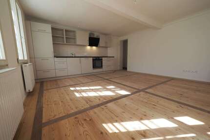 Wohnung Sachsenheim - 2 Zimmer, 54 m&sup2;, 630&euro; | Angebot:27104709