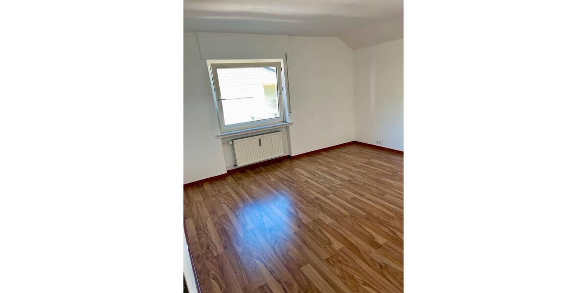 Dachgeschoßwohnung Simmern/Hunsrück Hunsrück - 3 Zimmer, 95 m&sup2;, 830&euro; | Angebot:26421962