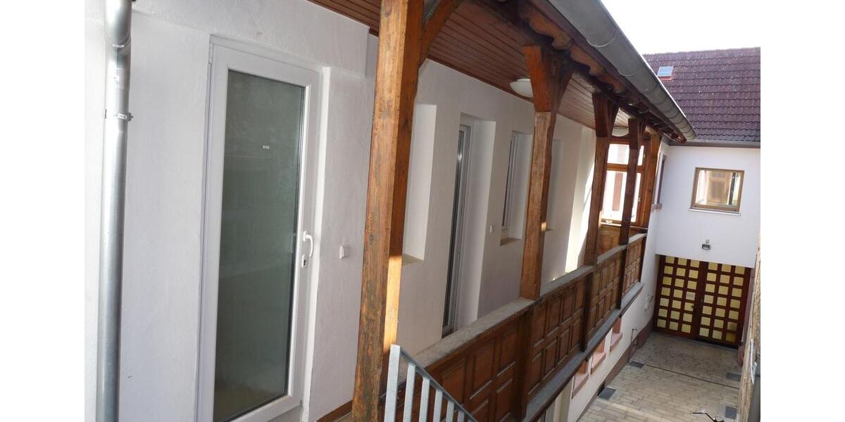 Wohnen auf Zeit Edenkoben - 3 Zimmer, 107 m&sup2;, 385&euro; | Angebot:25642414