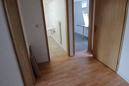 Wohnung Reichenbach - 3 Zimmer, 59 m&sup2;, 295&euro; | Angebot:26759176