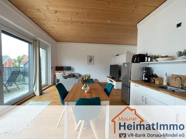 Lichtdurchflutetes 1-Zimmer Loft mit Wohlfühlfaktor in Augsburg