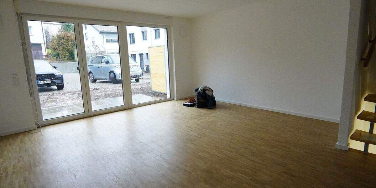 Reihenmittelhaus Pforzheim Würm - 5 Zimmer, 132 m&sup2;, 1.499&euro; | Angebot:24736515