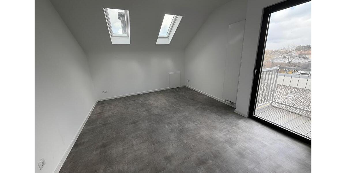 Dachgeschoßwohnung Sankt Augustin - 2 Zimmer, 102 m&sup2;, 1.310&euro; | Angebot:26072587