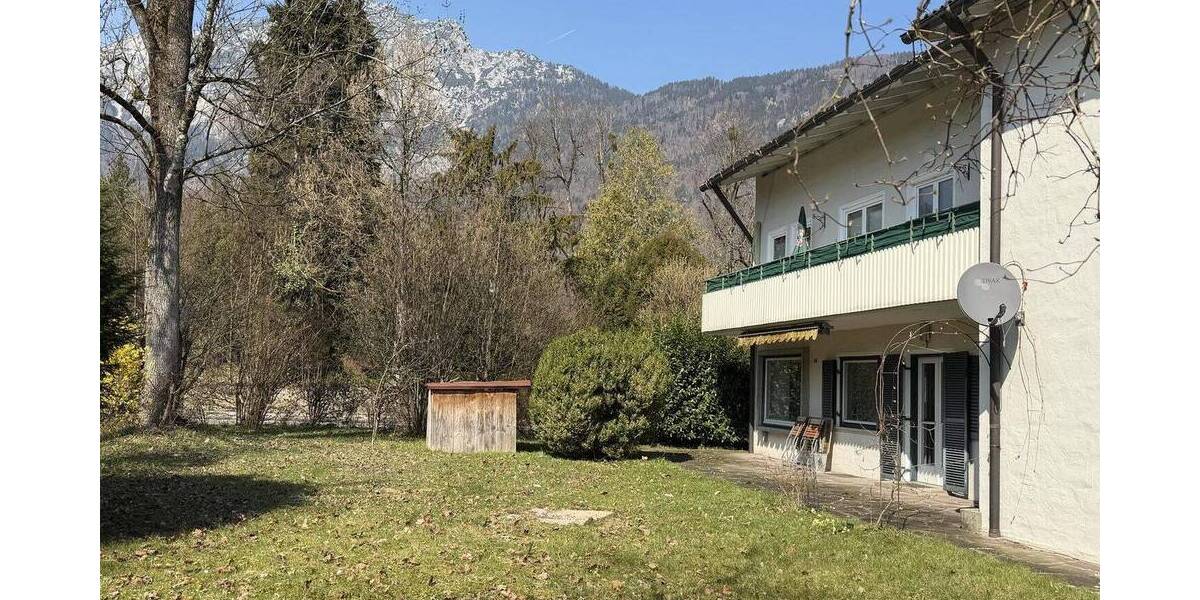Etagenwohnung Bad Reichenhall - 3 Zimmer, 103 m&sup2;, 1.500&euro; | Angebot:26451642