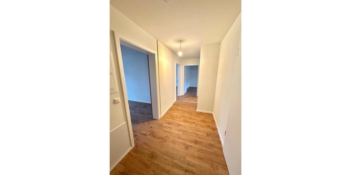 Erdgeschoßwohnung Lübben (Spreewald) - 4 Zimmer, 92 m&sup2;, 1.483&euro; | Angebot:18526006