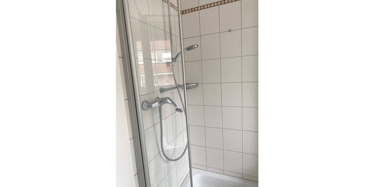 Etagenwohnung Bünde - 3 Zimmer, 81 m&sup2;, 769&euro; | Angebot:26515602
