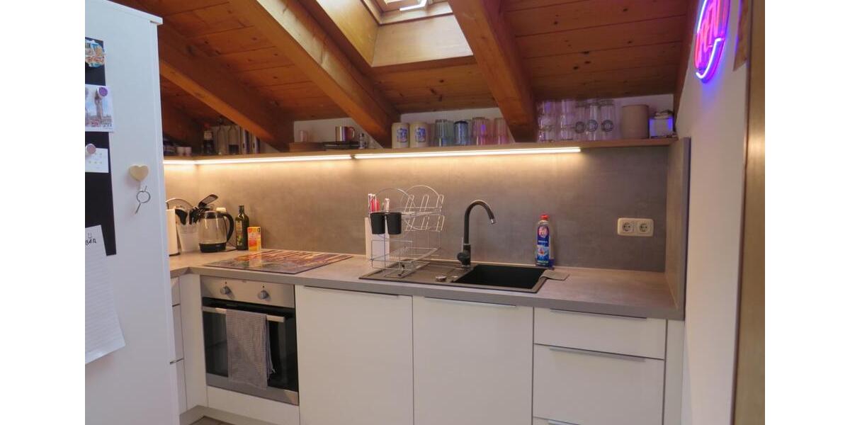 Dachgeschoßwohnung Mittenwald - 3 Zimmer, 80 m&sup2;, 990&euro; | Angebot:26638691