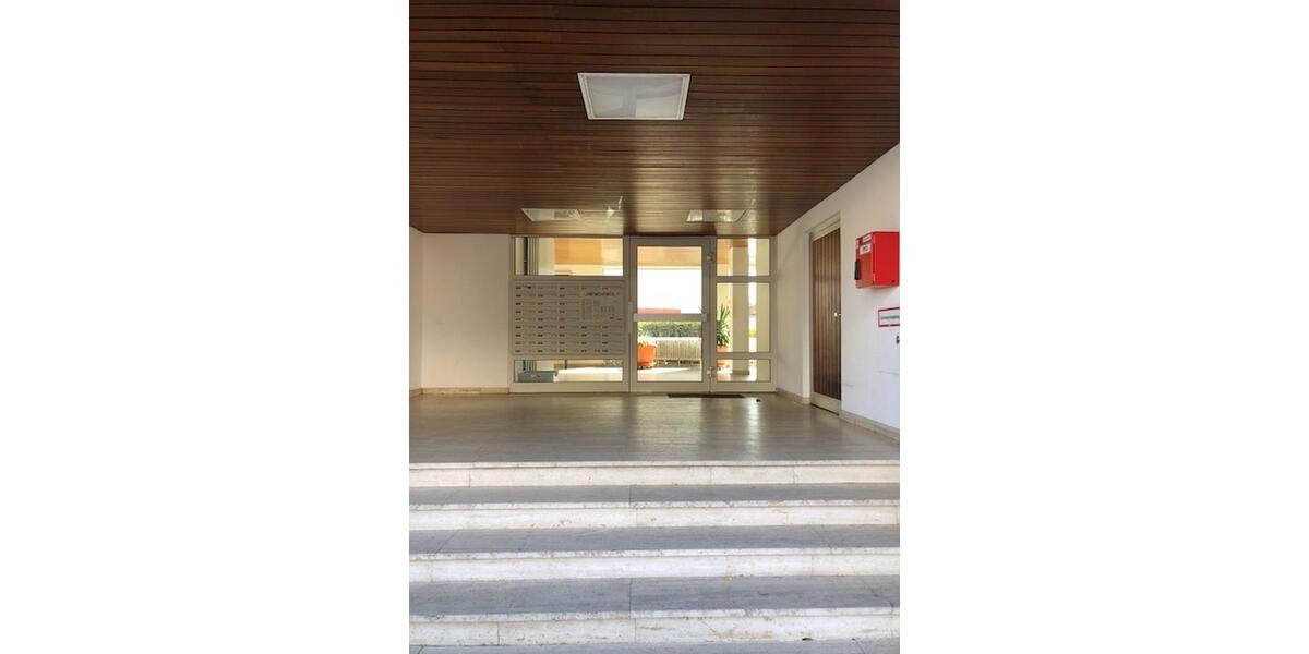 Etagenwohnung Bad Homburg vor der Höhe Gonzenheim - 4 Zimmer, 106 m&sup2;, 1.600&euro; | Angebot:26006745