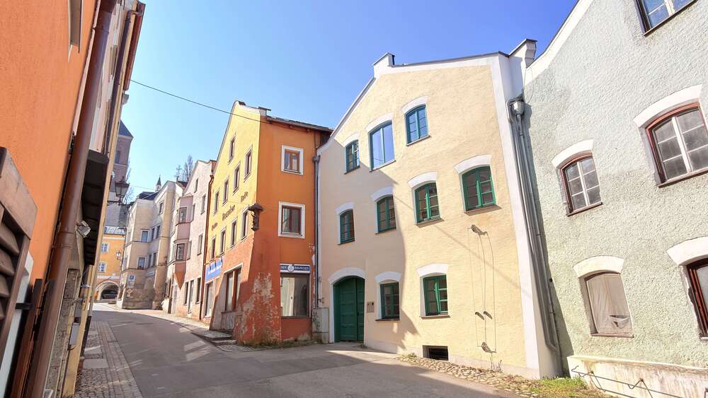 Etagenwohnung Kraiburg am Inn - 2 Zimmer, 84 m&sup2;, 885&euro; | Angebot:26841135