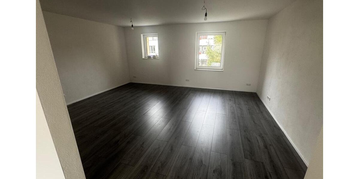 Erdgeschoßwohnung Rochlitz - 7 Zimmer, 110 m&sup2;, 1.045&euro; | Angebot:26409494