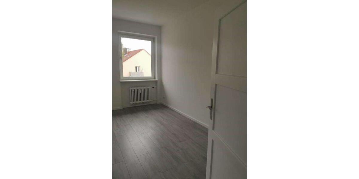 Etagenwohnung Salzgitter Ortschaft Südost - 5 Zimmer, 136 m&sup2;, 750&euro; | Angebot:25648239