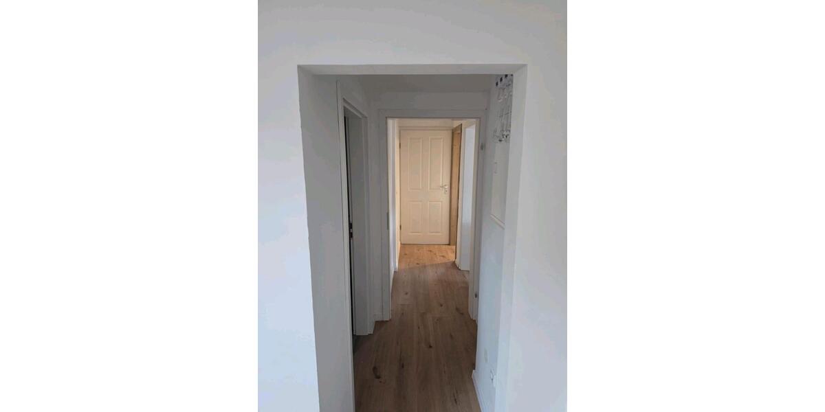 Dachgeschoßwohnung Albstadt Gemarkung Onstmettingen - 3 Zimmer, 90 m&sup2;, 700&euro; | Angebot:26693286