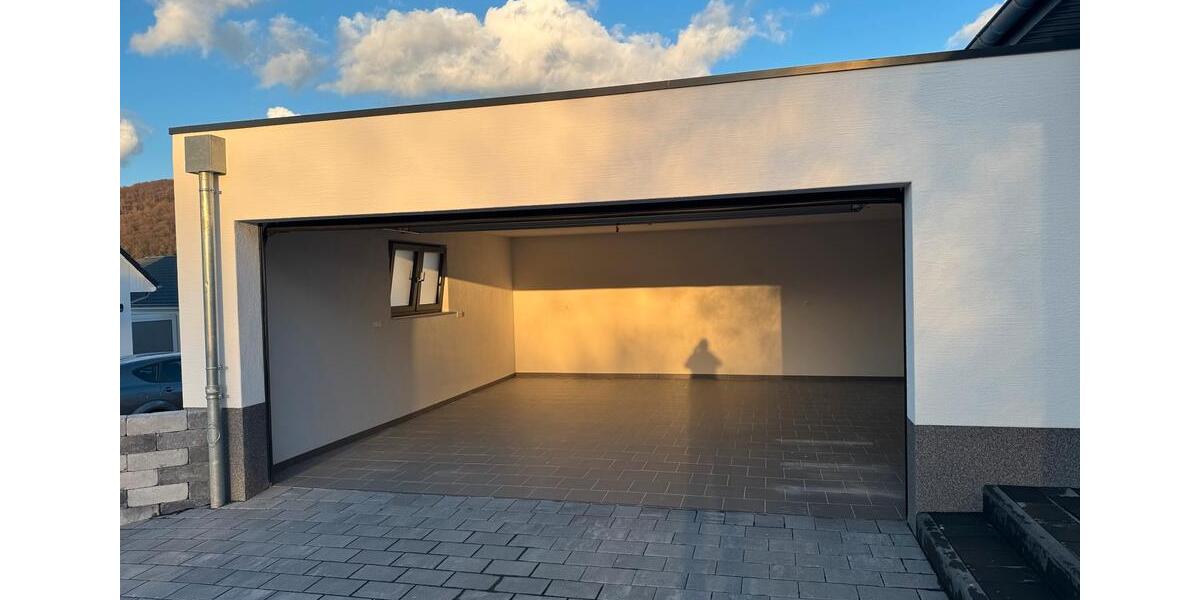 Bungalow Bad Wildungen - 4 Zimmer, 150 m&sup2;, 2.000&euro; | Angebot:23476136