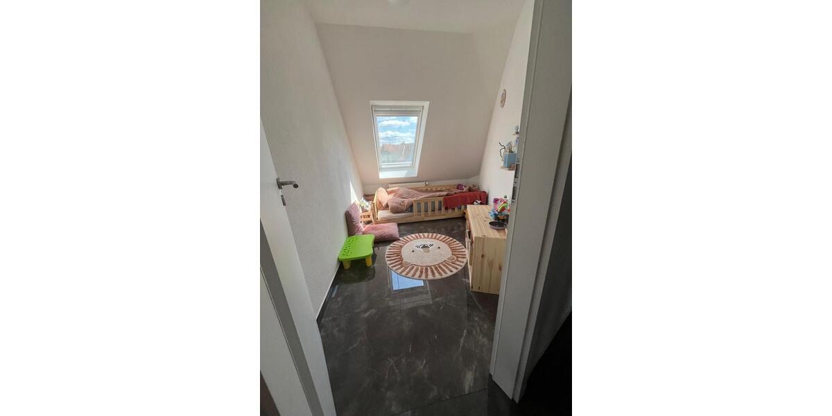 Etagenwohnung Flörsheim am Main - 3 Zimmer, 75 m&sup2;, 1.250&euro; | Angebot:25096661