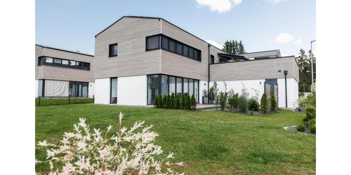 Erdgeschoßwohnung Oberviechtach - 3 Zimmer, 86 m&sup2;, 800&euro; | Angebot:26251523