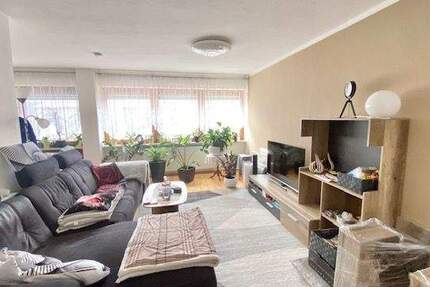 Wohnung Freilassing Hub - 3 Zimmer, 80 m&sup2;, 930&euro; | Angebot:25262379