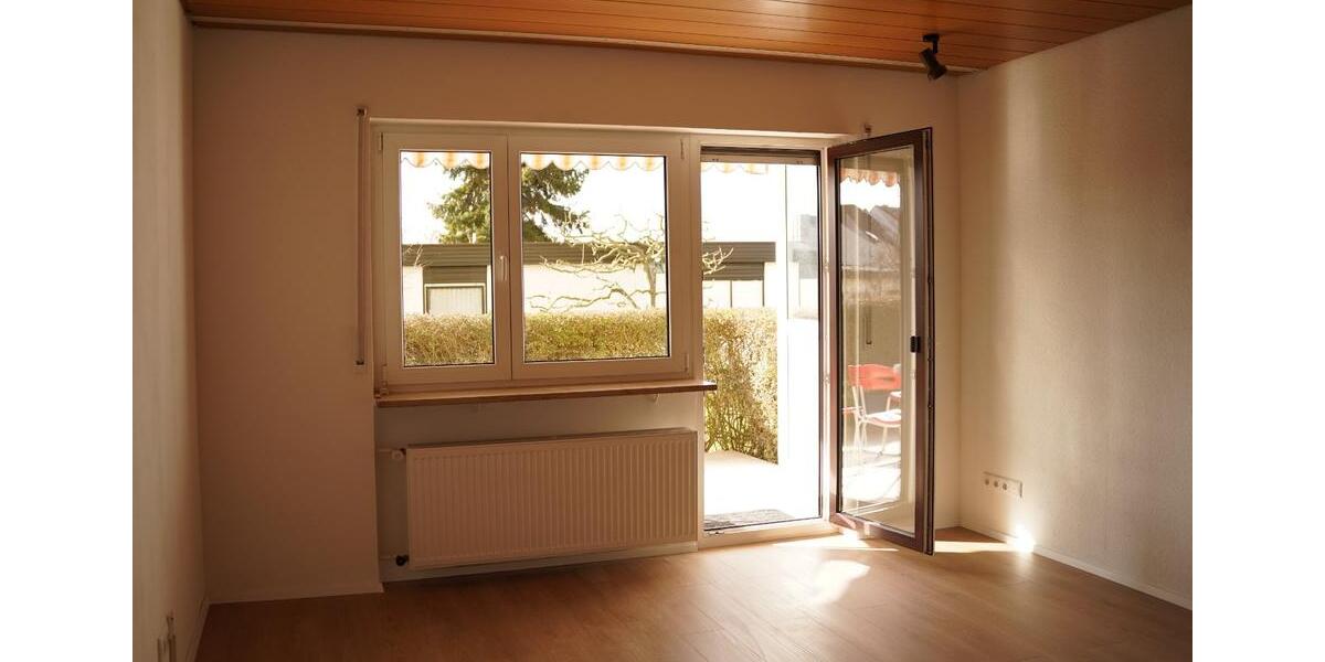 Hochparterre Gochsheim - 3 Zimmer, 87 m&sup2;, 830&euro; | Angebot:25080758