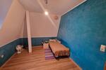 Dachgeschoßwohnung Neukirchen - 5 Zimmer, 100 m&sup2;, 600&euro; | Angebot:26167041