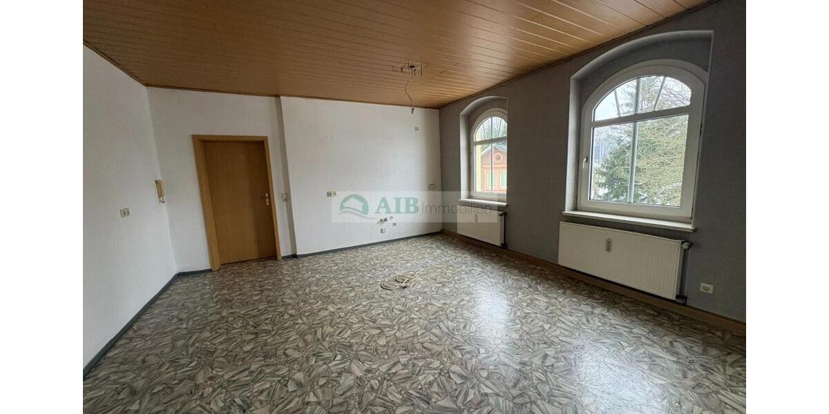 Dachgeschoßwohnung Olbernhau - 4 Zimmer, 112 m&sup2;, 670&euro; | Angebot:26086392