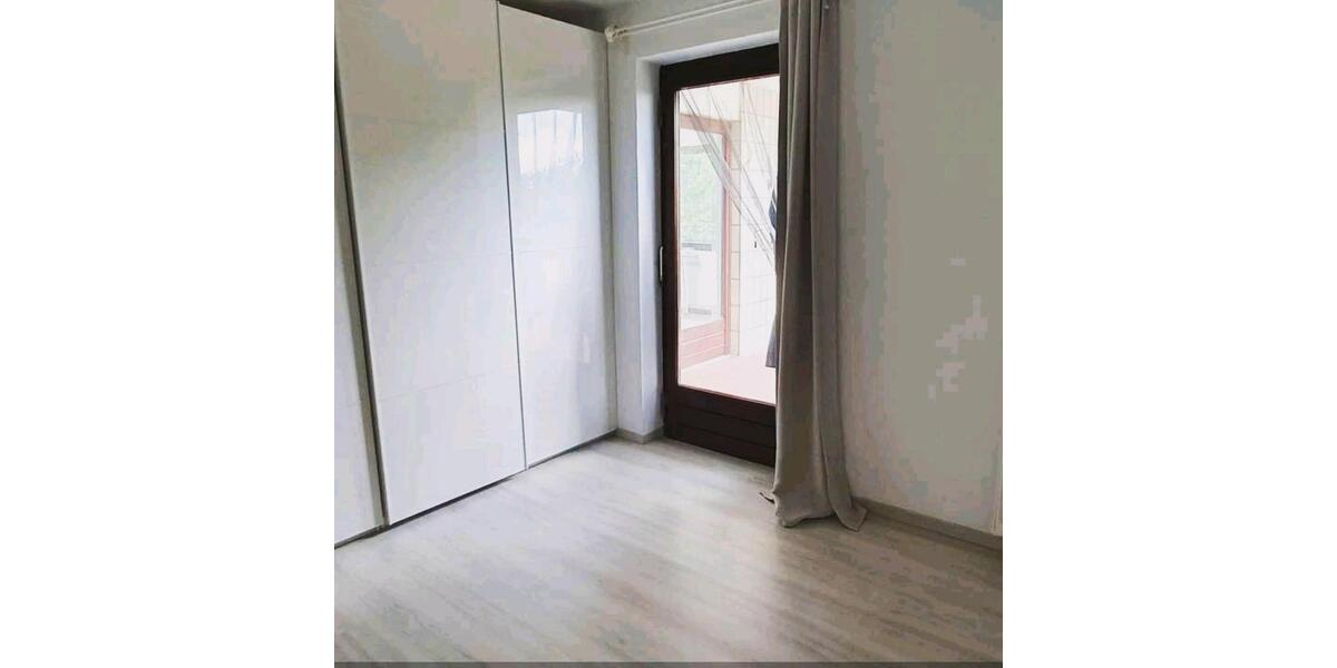 Etagenwohnung Kelkheim (Taunus) - 3 Zimmer, 90 m&sup2;, 1.299&euro; | Angebot:24976348