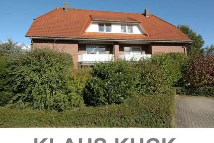 Stilvolle Dachgeschoßwohnung mit 3 Zimmer, Küche, Bad in Zetel, Am Wall 4