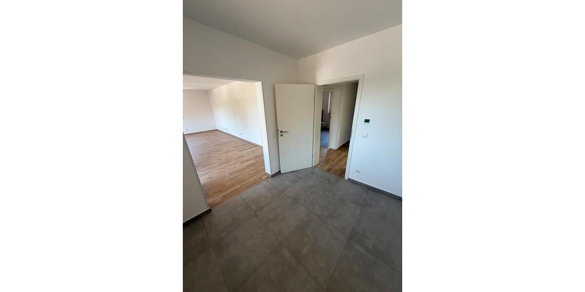Etagenwohnung Rheinböllen - 2 Zimmer, 100 m&sup2;, 900&euro; | Angebot:26364652