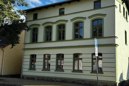 Kernsanierte 3 Raum- Dachgeschosswohnung mit Altbaucharme 3 zimmer