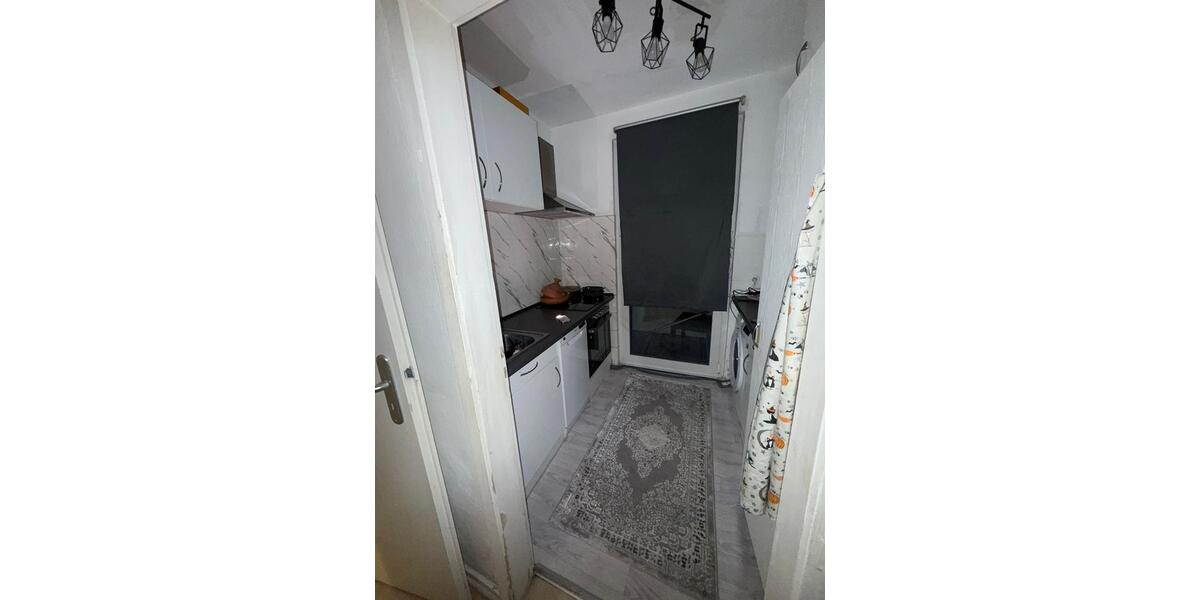 Dachgeschoßwohnung Düsseldorf - 2 Zimmer, 65 m&sup2;, 950&euro; | Angebot:24705658