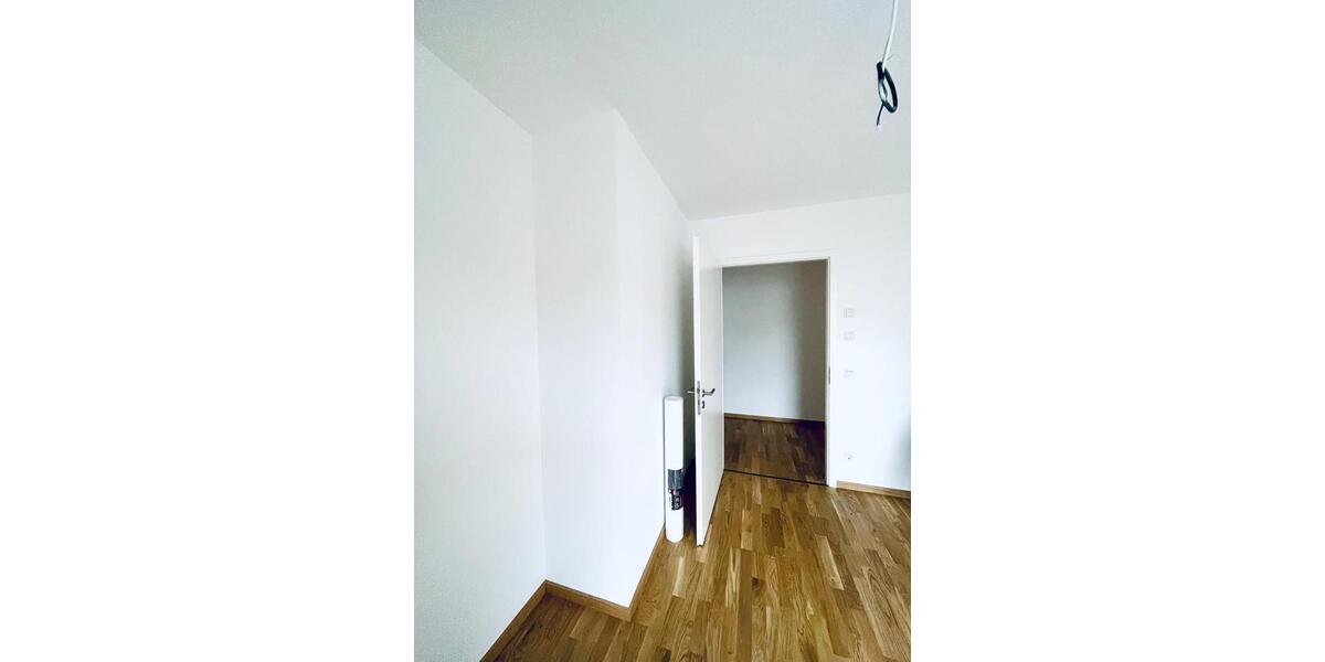 Erdgeschoßwohnung Schwaigern - 3 Zimmer, 84 m&sup2;, 1.150&euro; | Angebot:24847881