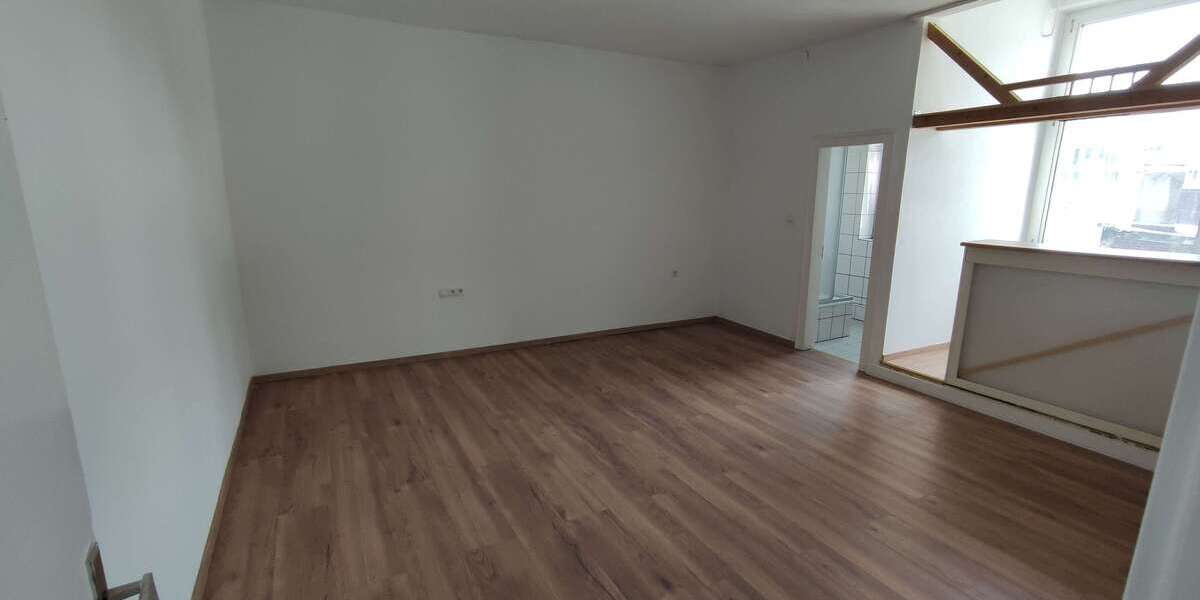 Wohnung zum Mieten in Wuppertal 630 € 105 m² 4 zimmer
