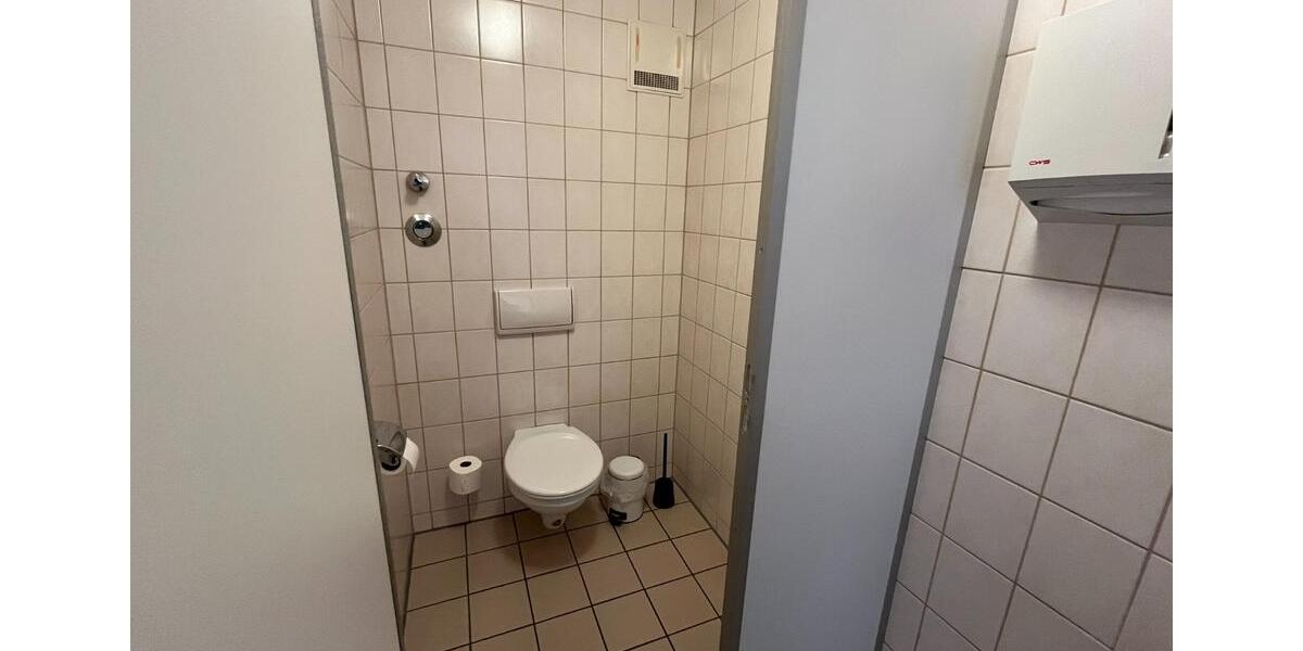 Gewerbeobjekt Landau an der Isar - 850&euro; | Angebot:25283009