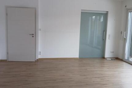 Wohnung Hünfeld - 3 Zimmer, 85 m&sup2;, 950&euro; | Angebot:25106153