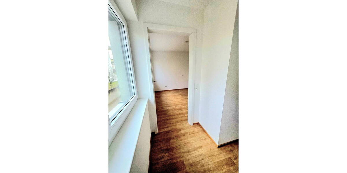 Etagenwohnung Waldshut-Tiengen Waldshut - 2 Zimmer, 69 m&sup2;, 980&euro; | Angebot:26197818