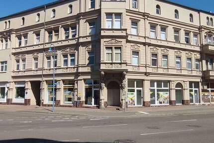 Wohnung zum Mieten in Bitterfeld 295 € 49.28 m²